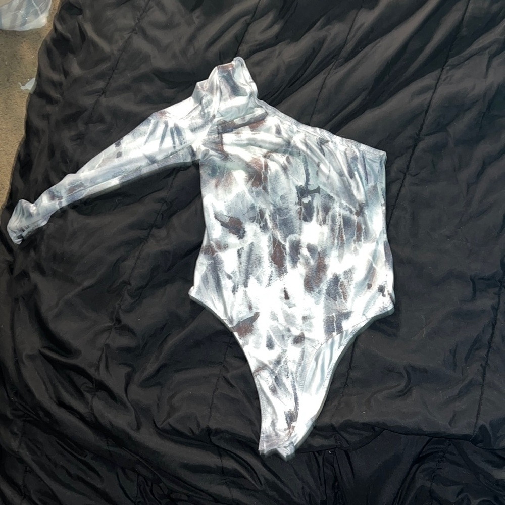 One sleeve white spandex body suit